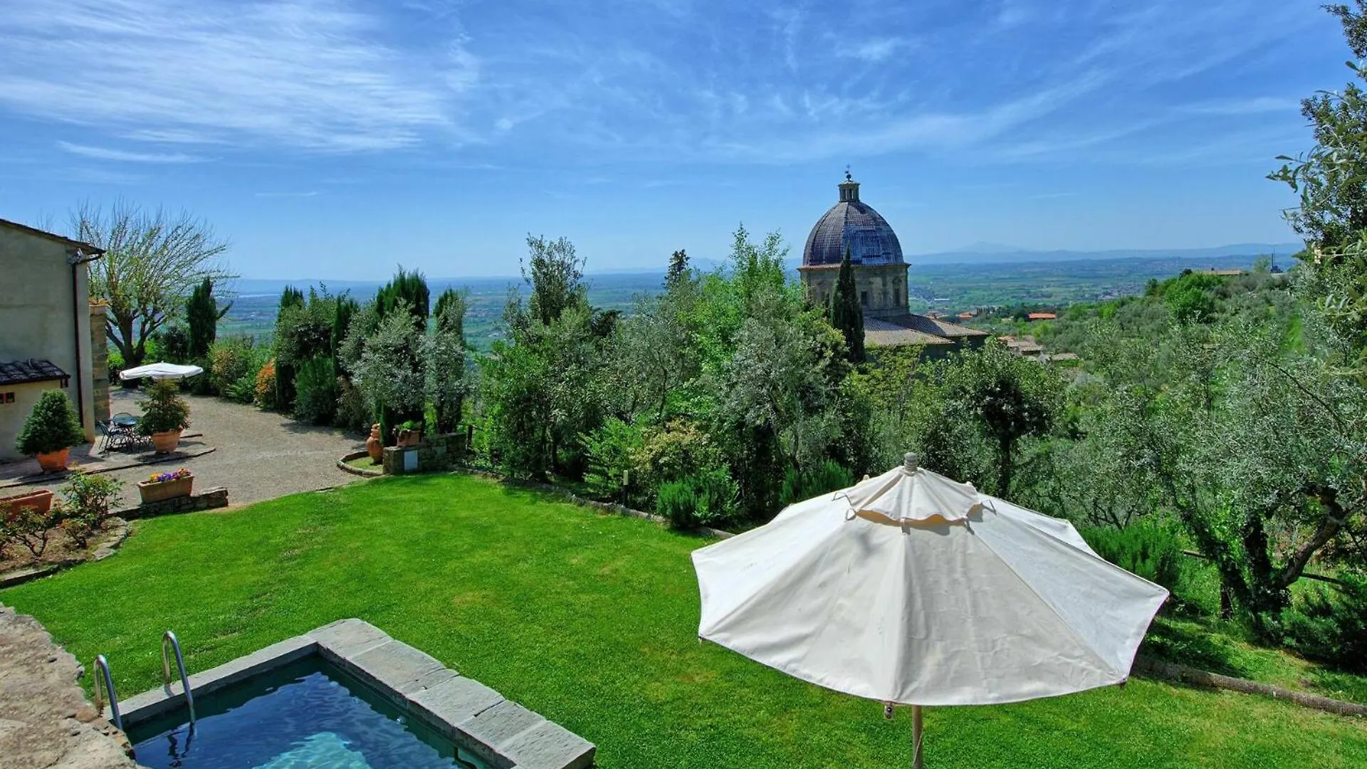Villa Calcinaio Cortona Italy
